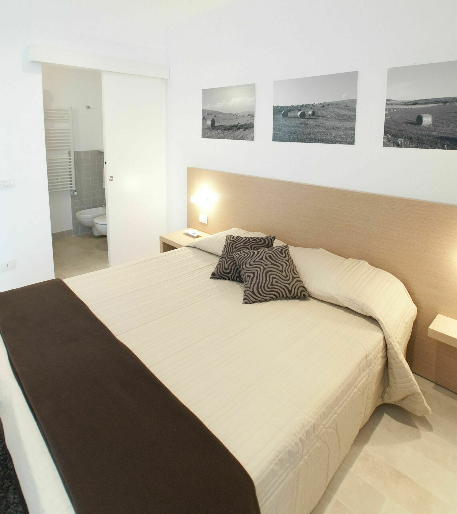 Le Stanze Del Sole Bed and Breakfast Ragusa Exteriör bild